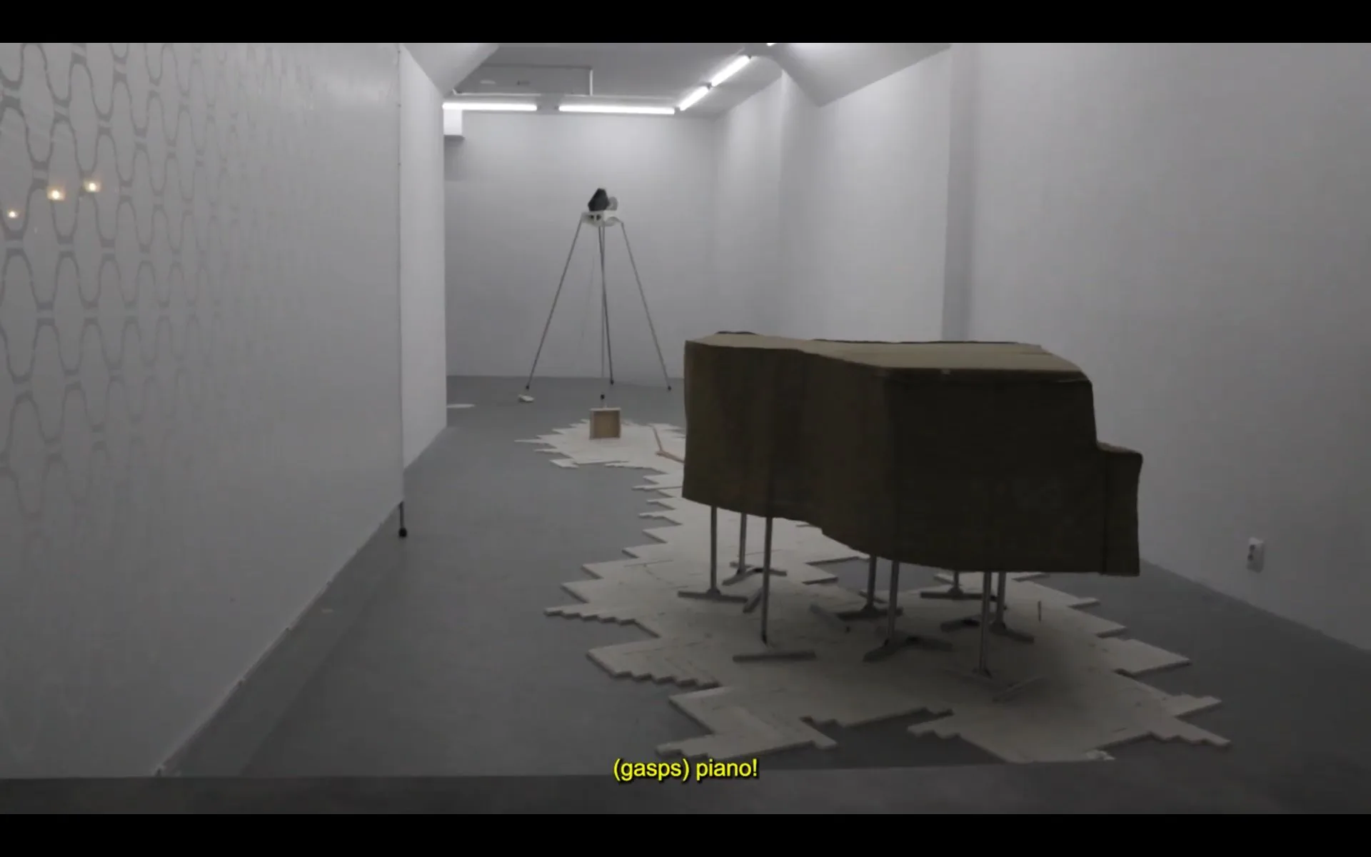 wideo: performatywne oprowadzanie po instalacji Recital z perspektywy ciekawskiego dziecka